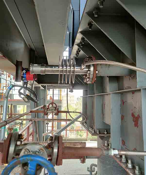 高溫料位開關(guān)現(xiàn)場(chǎng)應(yīng)用圖片(圖1) 高溫料位開關(guān)現(xiàn)場(chǎng)應(yīng)用圖片(圖1)